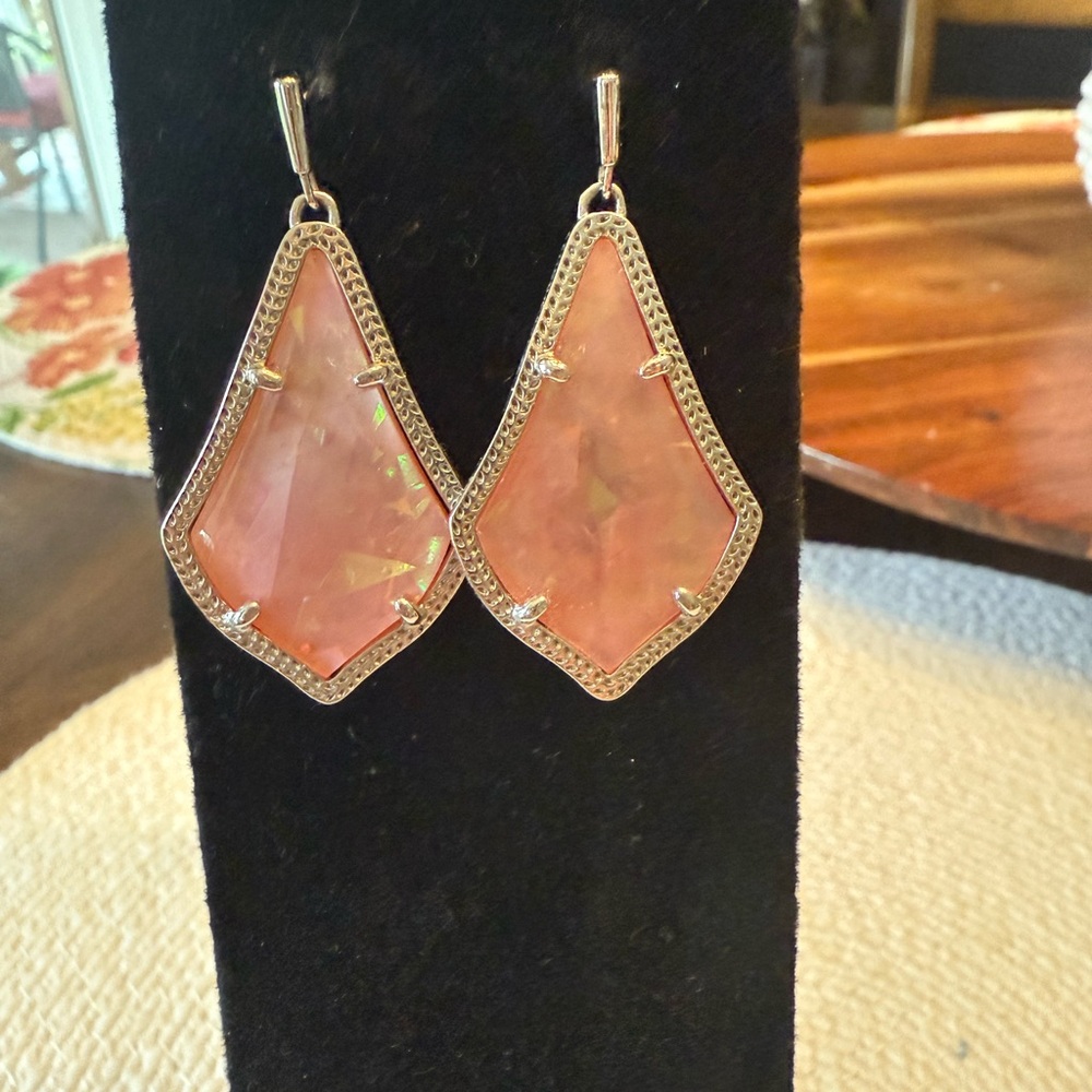 Kendra Scott Pink and Gold Geometric Earrings